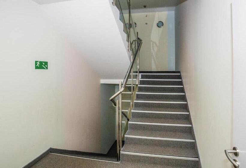 هاستل Elemels Planet