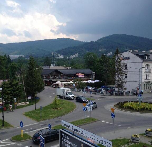 هاستل Elemels Planet