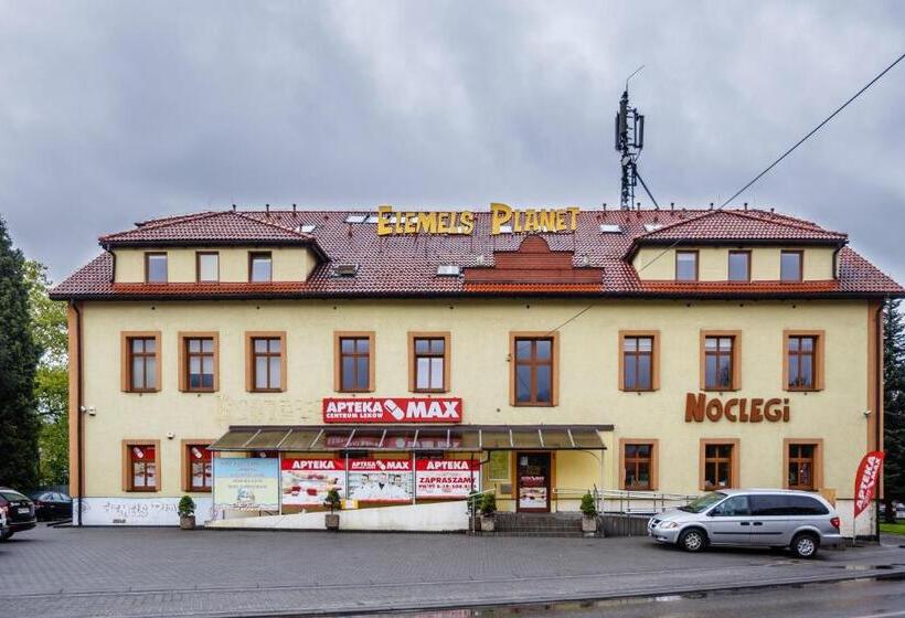 هاستل Elemels Planet