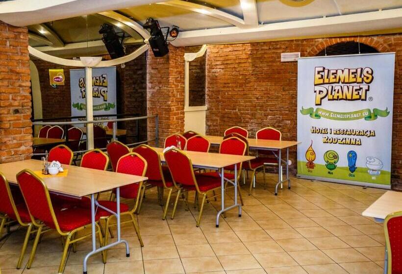 هاستل Elemels Planet