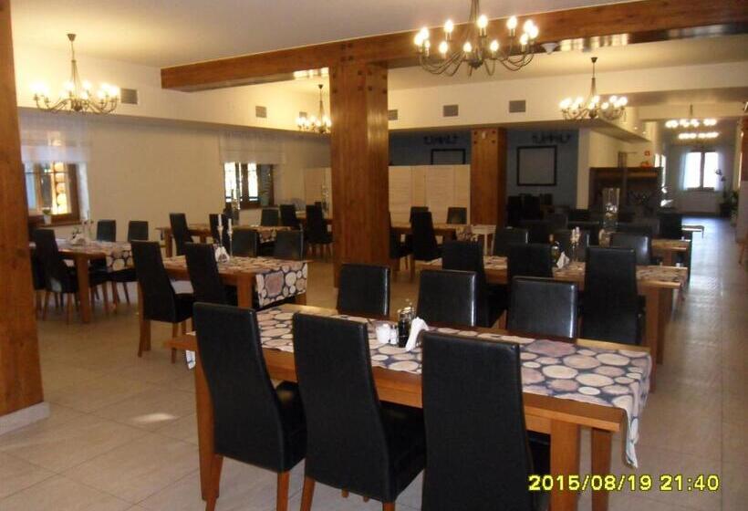 הוסטל Karczma Dolina Pstrąga