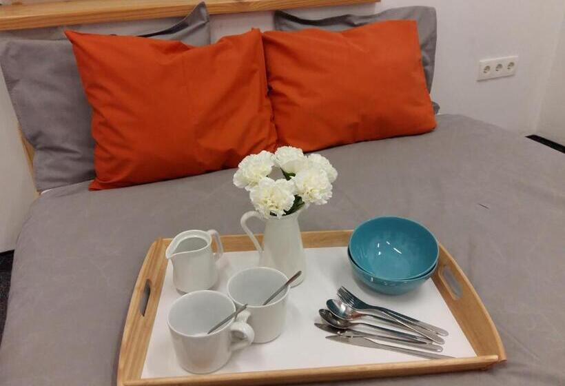 فندق صغير Master Corner Apartment