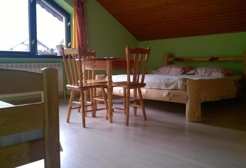 هاستل Na Brzegu