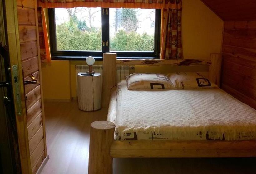 هاستل Na Brzegu