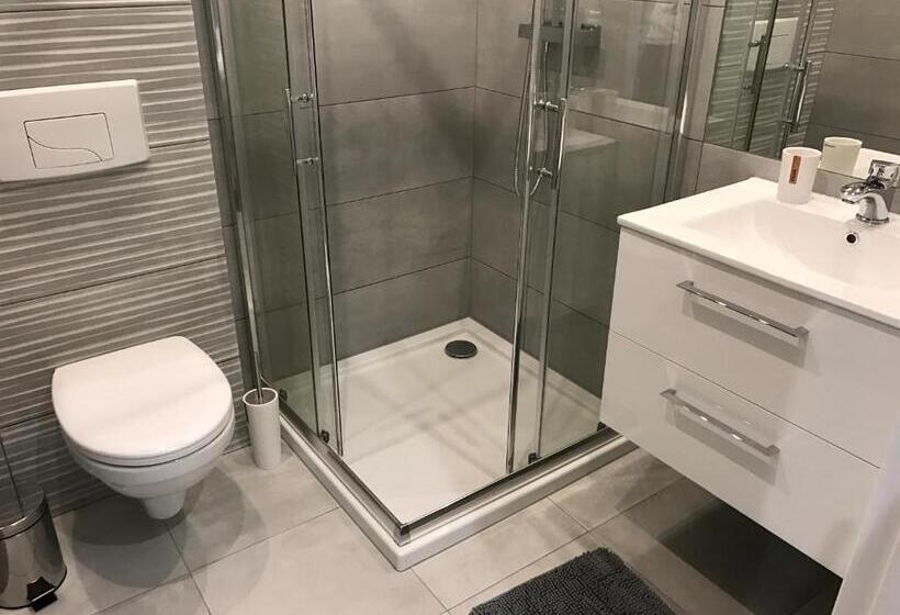 ユースホステル Noclegi Mikołów