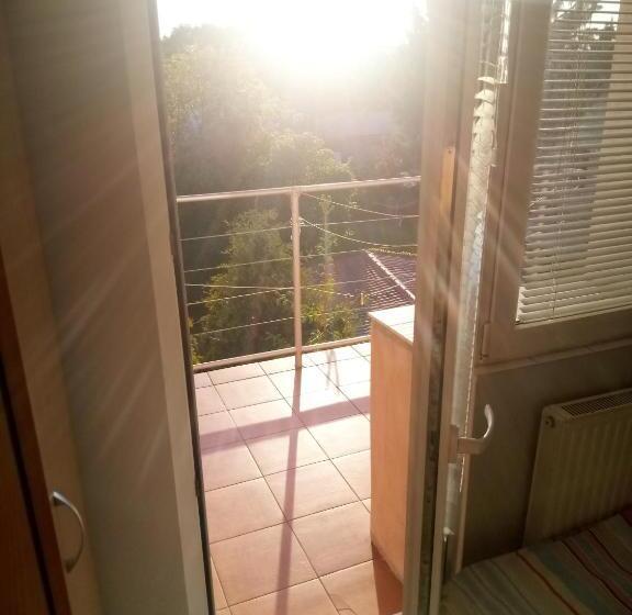 هاستل Noclegi Przy Szpitalu