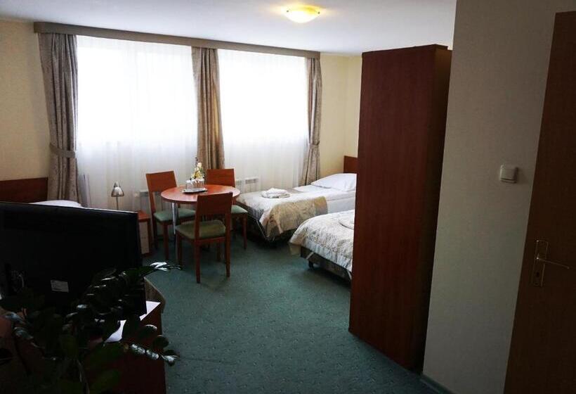 הוסטל Pod Szczęśliwą Gwiazdą