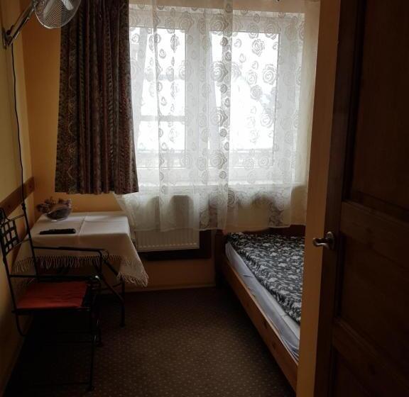 فندق صغير Roadway