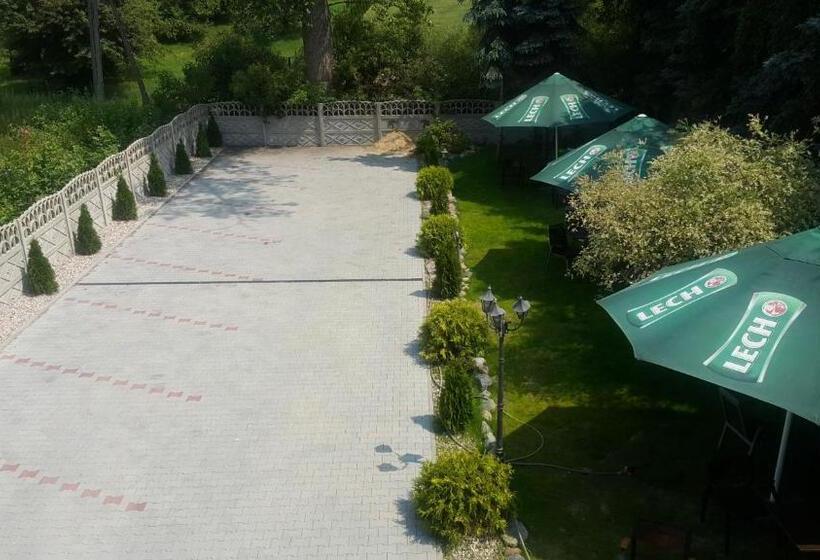 هاستل Route One   Restauracja & Pokoje Hotelowe