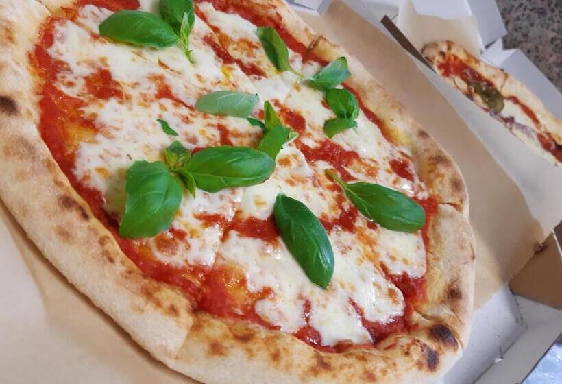 هاستل Route One   Restauracja & Pokoje Hotelowe