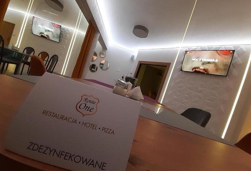 هاستل Route One   Restauracja & Pokoje Hotelowe
