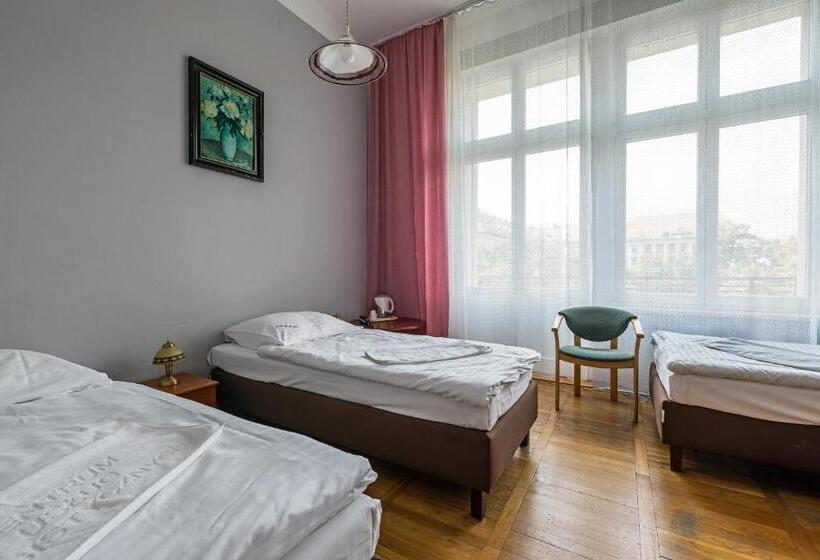 هاستل Savoy Wrocław