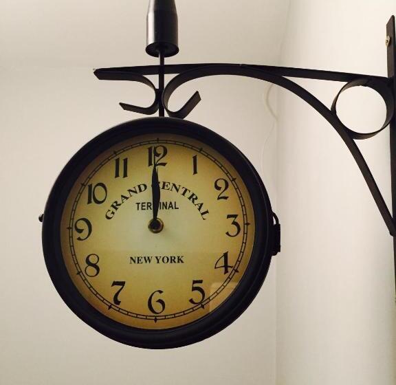 هاستل Stacja Centrum