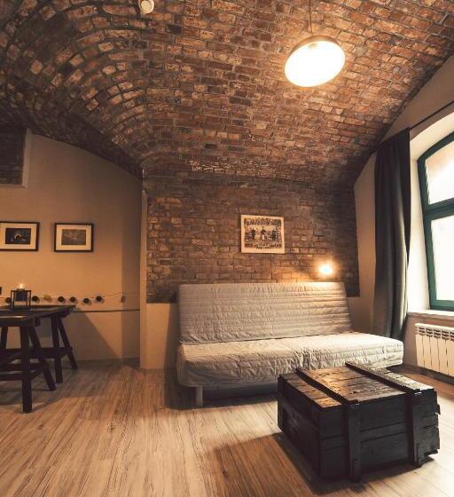 هاستل Twierdza Toruń   Fort Iv