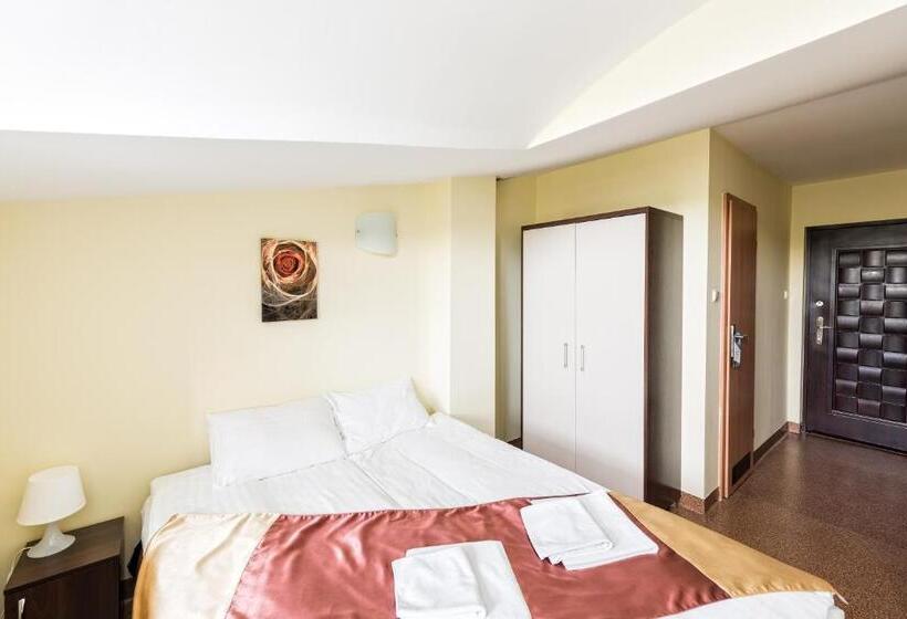 Общежитие Villa Sulejówek