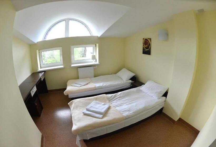 Общежитие Villa Sulejówek