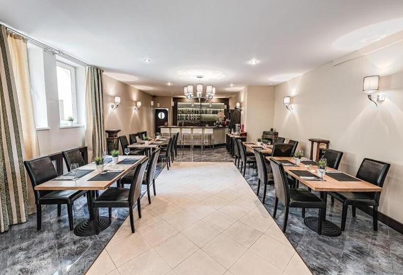 Общежитие Villa Sulejówek