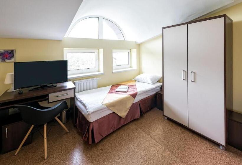 Общежитие Villa Sulejówek