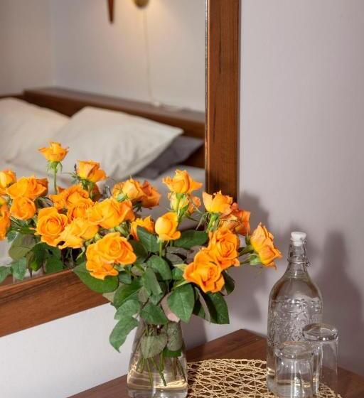 הוסטל Weranda Rooms