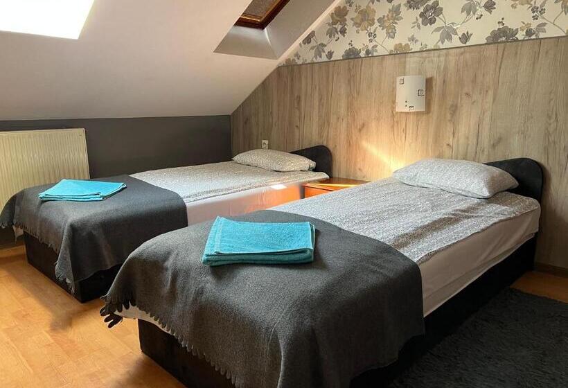 هاستل Zajazd Grodzki