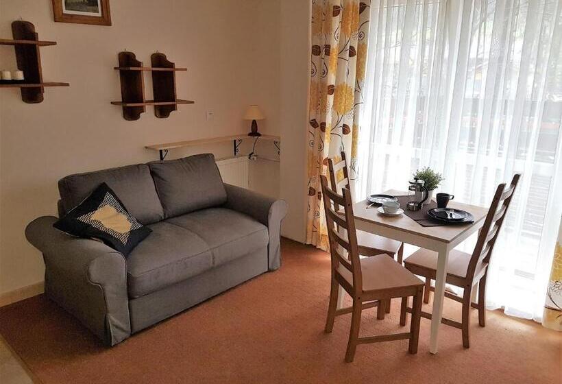 Aparthotel Pod Nosalem