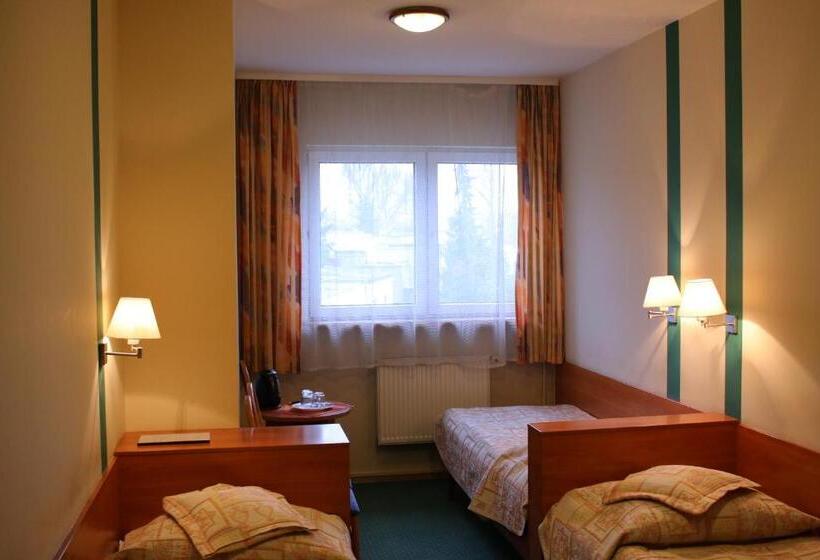 تختخواب و صبحانه Amicus żoliborz