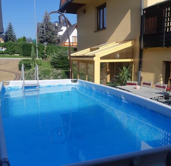 تختخواب و صبحانه Apartamenty I Pokoje Gościnne Nowita