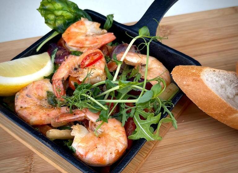 צימר Apartamenty Mesa Grill Restaurant Cafe