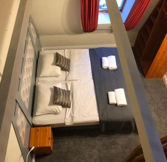 Bed and Breakfast Avila Park & Spa