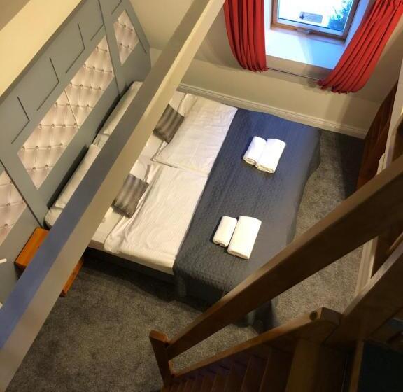 Bed and Breakfast Avila Park & Spa