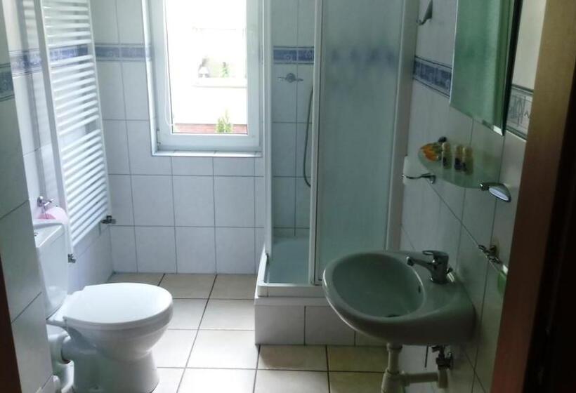 تختخواب و صبحانه Bakster