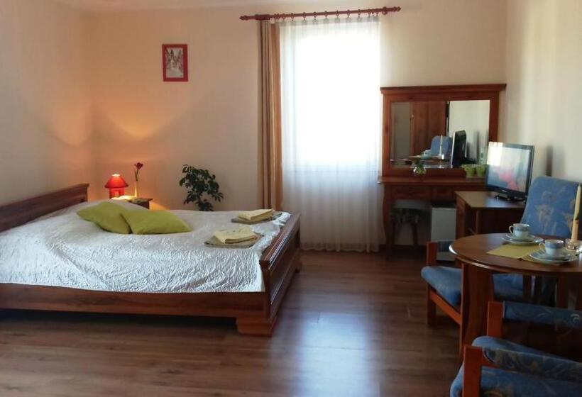 تختخواب و صبحانه Bakster