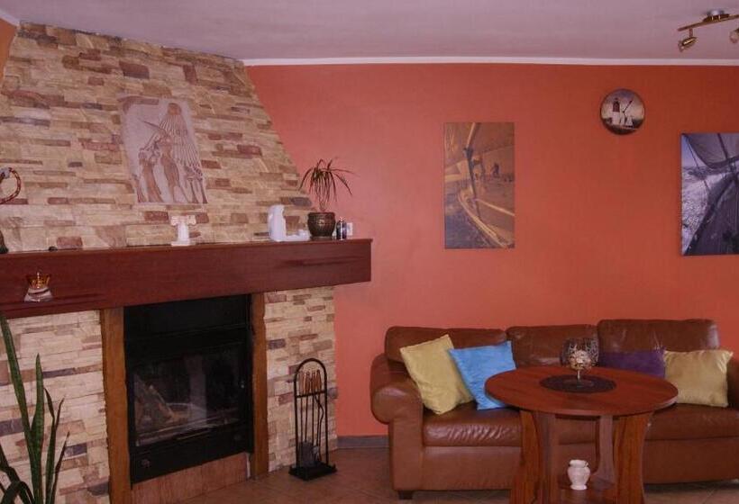 تختخواب و صبحانه Bakster