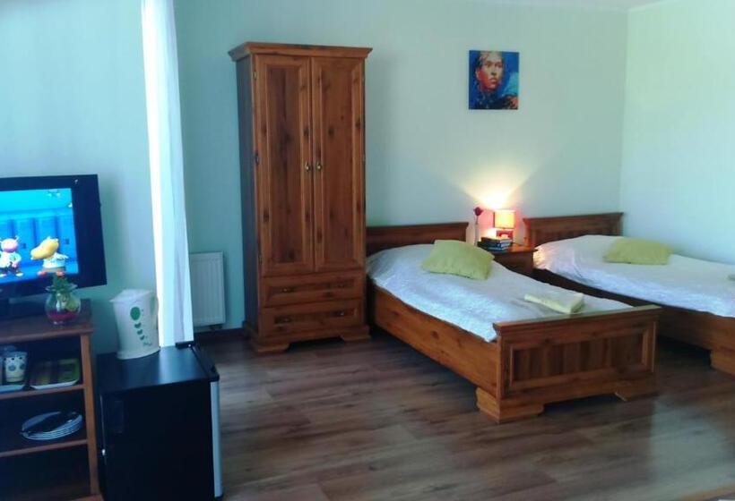 تختخواب و صبحانه Bakster