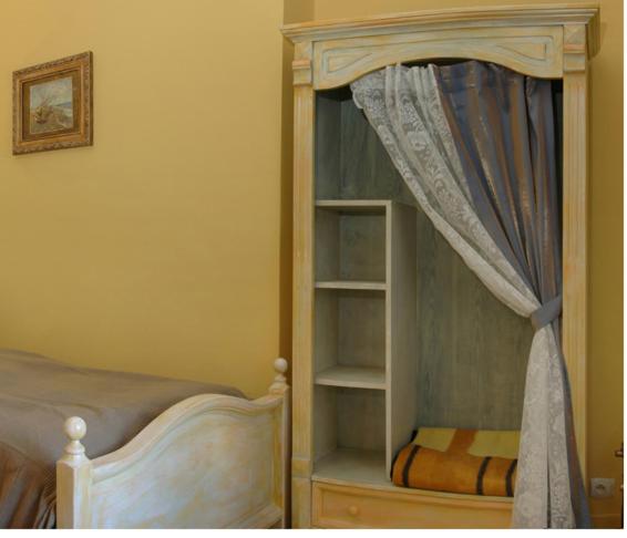 تختخواب و صبحانه Belle Epoque