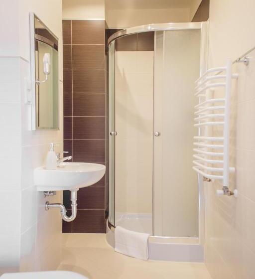 مبيت وإفطار Camelot