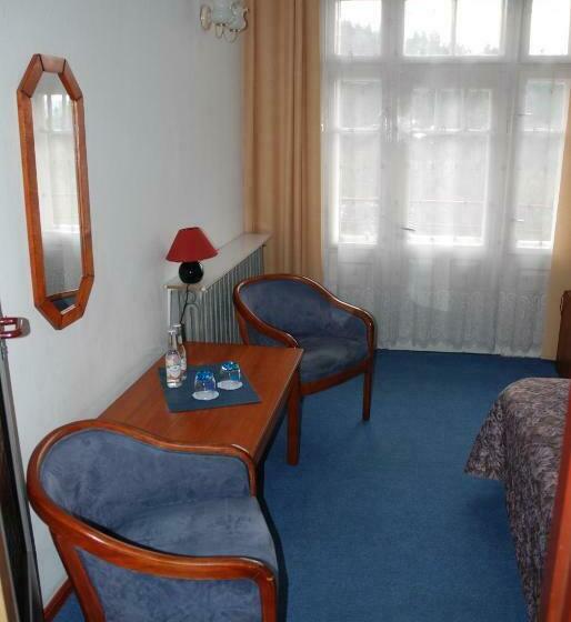 تختخواب و صبحانه Czerwony Dwór