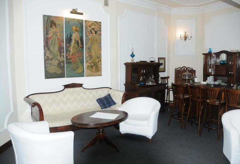 تختخواب و صبحانه Czerwony Dwór