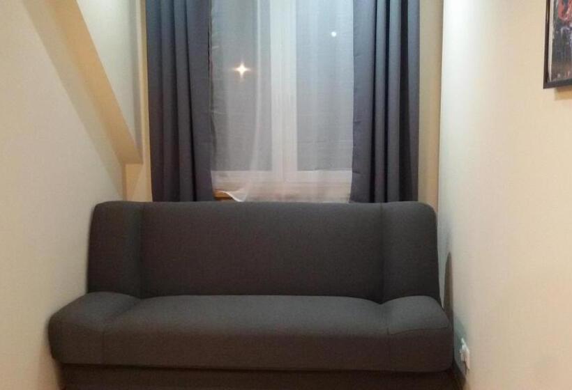 تختخواب و صبحانه Dask Resort