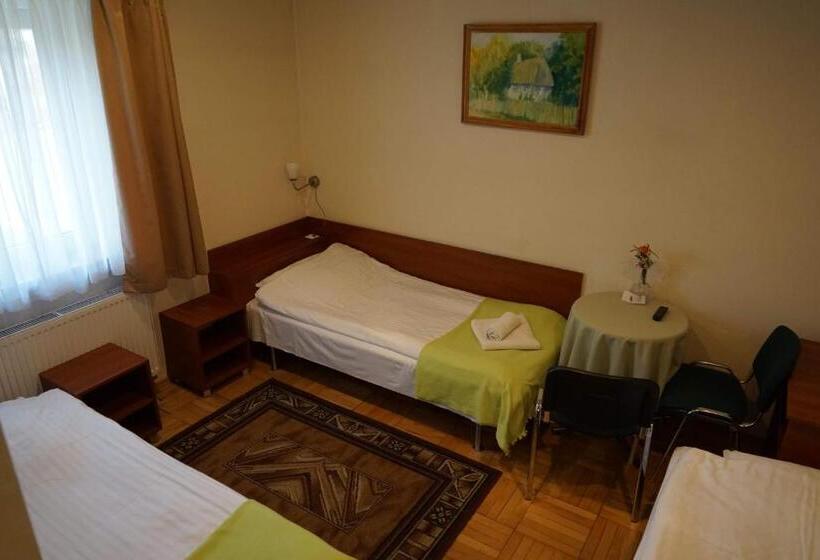Bed and Breakfast Dom Gościnny 8 Km Od Suntago, Deepspot