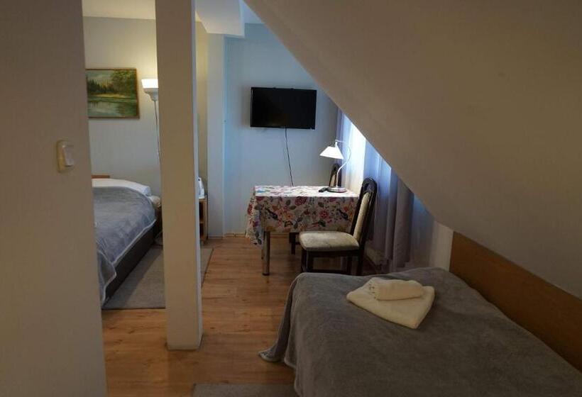 Bed and Breakfast Dom Gościnny 8 Km Od Suntago, Deepspot