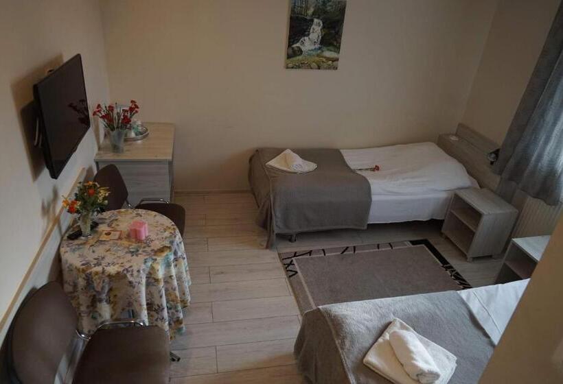 Bed and Breakfast Dom Gościnny 8 Km Od Suntago, Deepspot