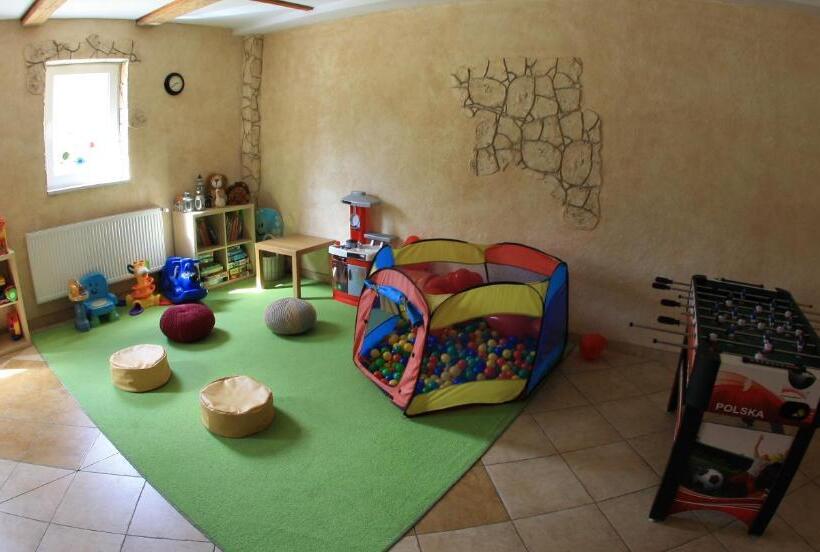 تختخواب و صبحانه Dom Na Klonowym Wzgórzu