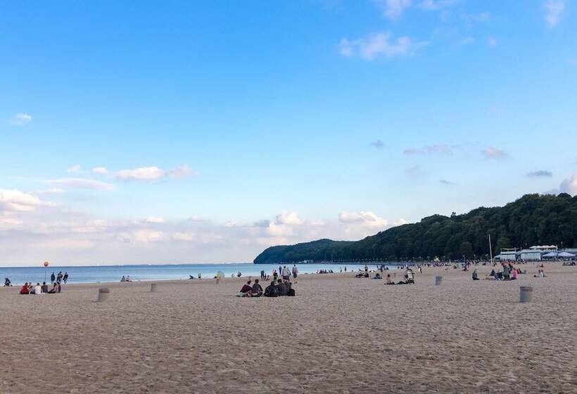 تختخواب و صبحانه Gdynia Centrum