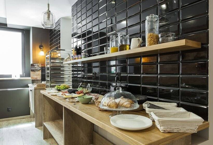 تختخواب و صبحانه Gdynia Centrum