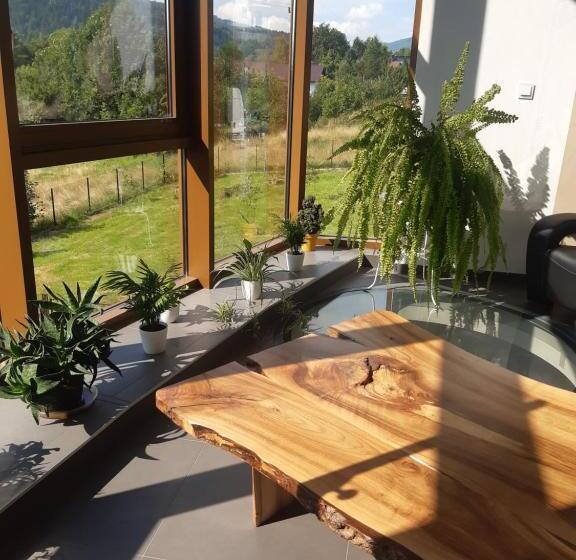 تختخواب و صبحانه Jaśminowe Ogrody