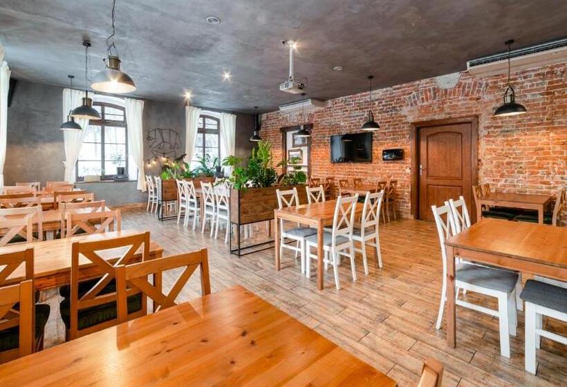 تختخواب و صبحانه Leśny Dwór