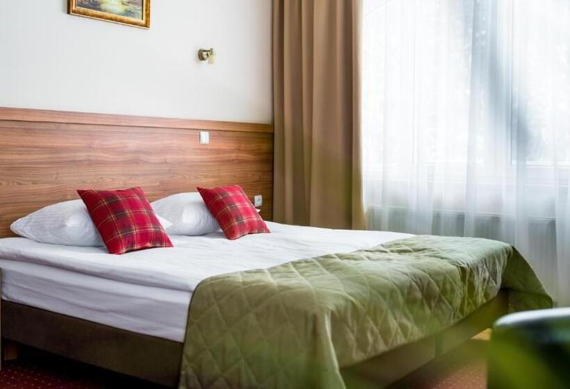 تختخواب و صبحانه Leśny Dwór