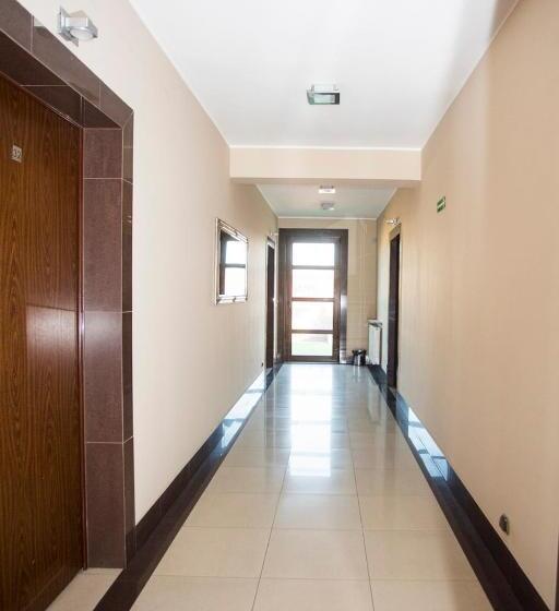 مبيت وإفطار Noclegi M4