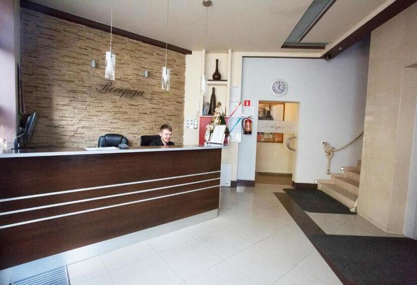 مبيت وإفطار Noclegi M4